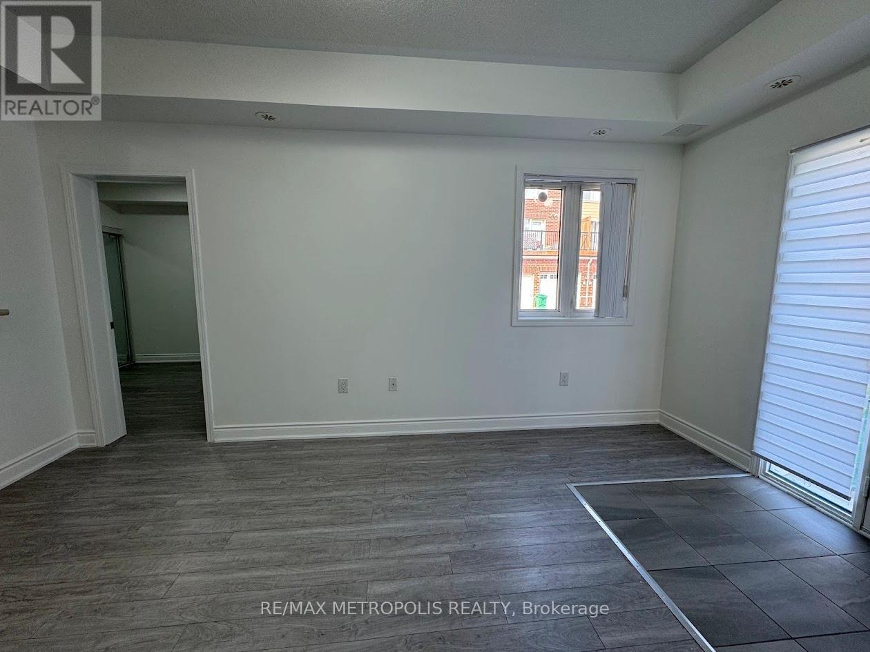 294 - 250 Sunny Meadow Boulevard, Brampton, ON - Indoor Photo Showing Other Room