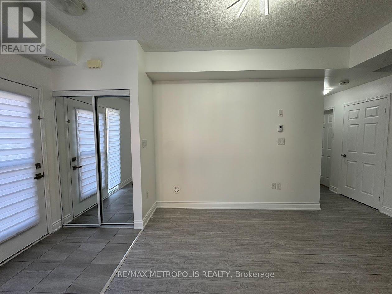 294 - 250 Sunny Meadow Boulevard, Brampton, ON - Indoor Photo Showing Other Room