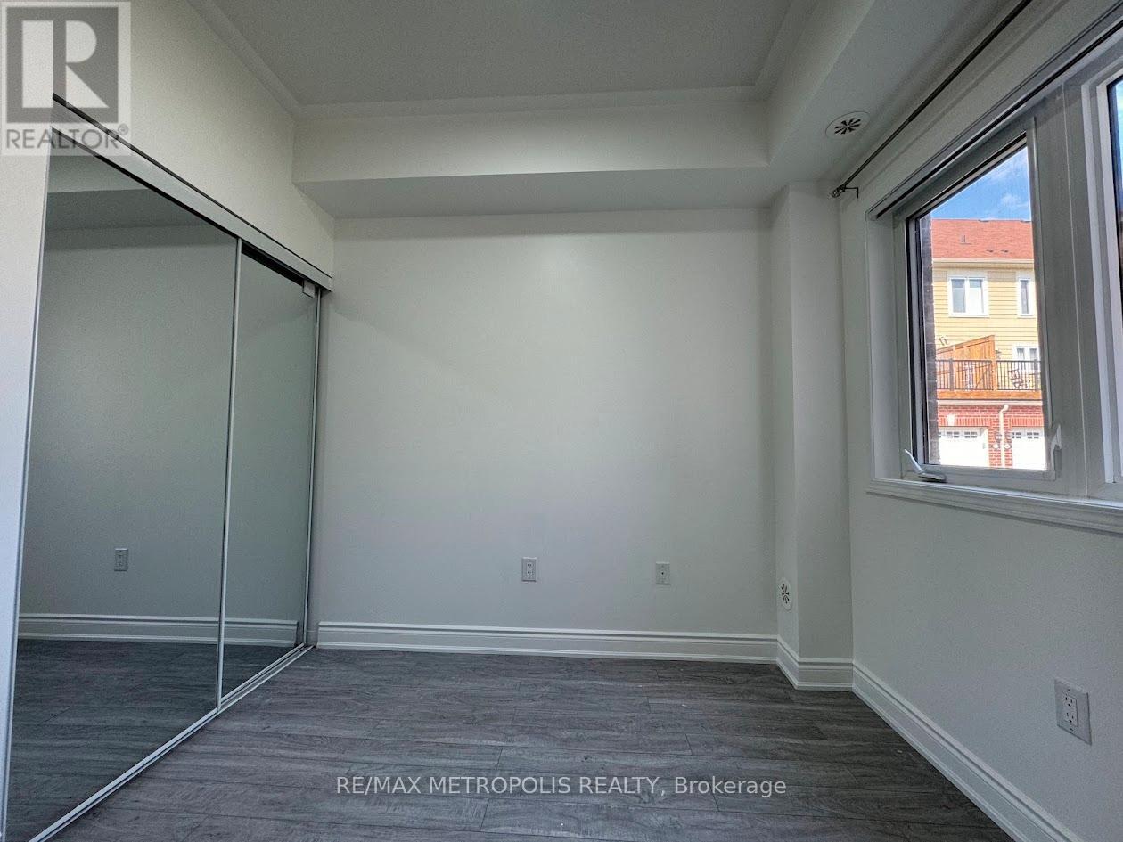 294 - 250 Sunny Meadow Boulevard, Brampton, ON - Indoor Photo Showing Other Room