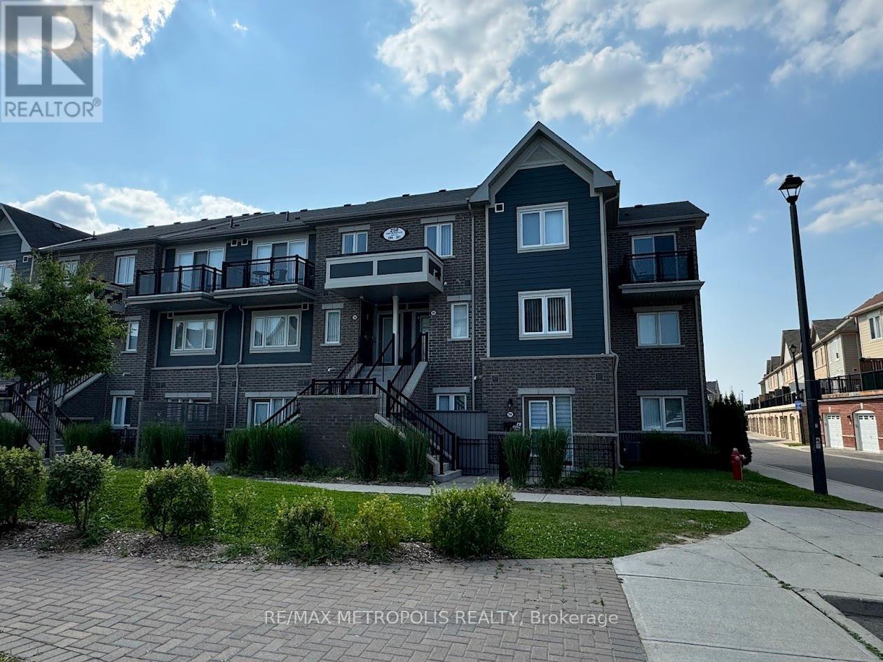 294 - 250 Sunny Meadow Boulevard, Brampton, ON - Outdoor With Facade