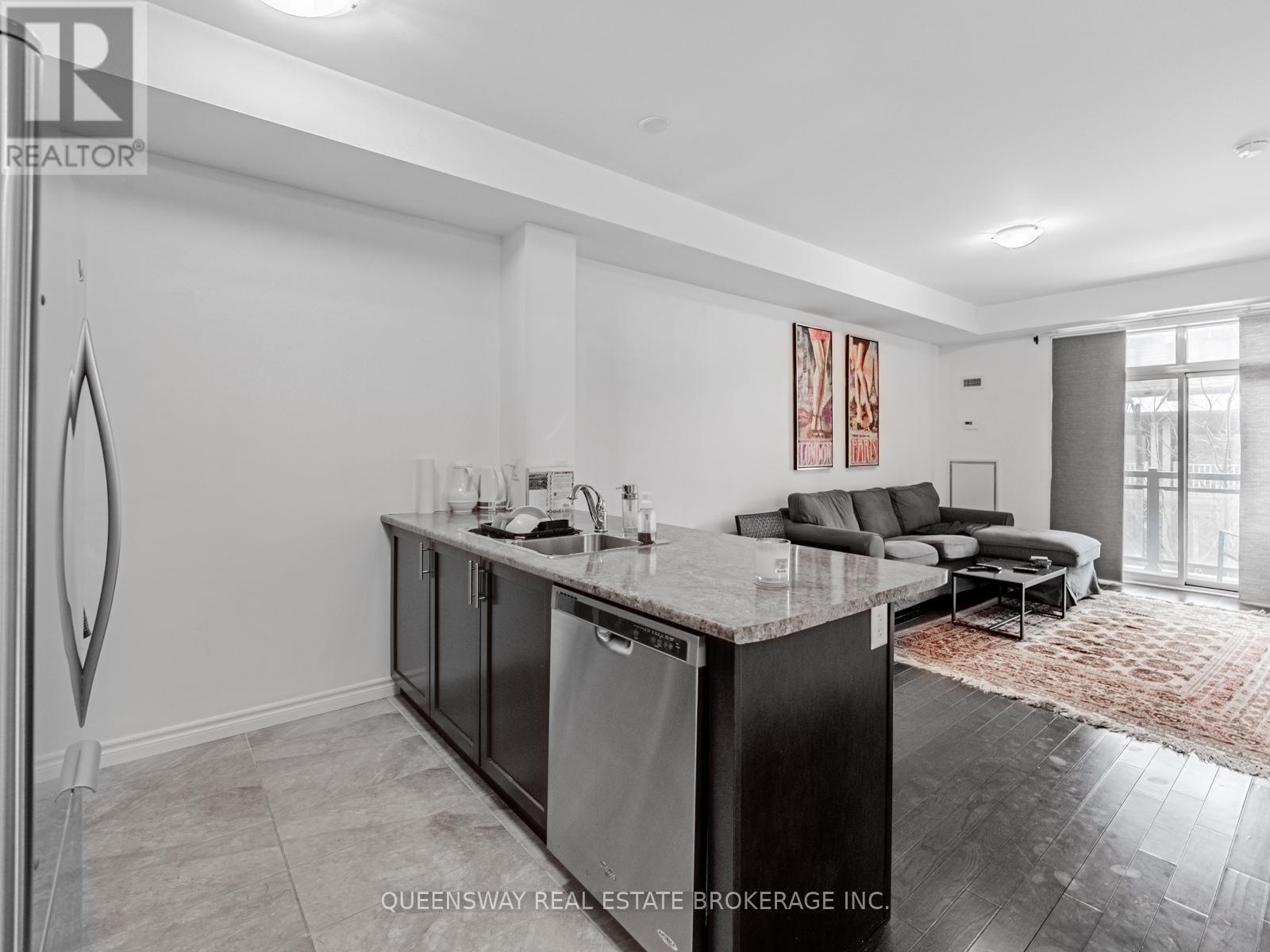 217 - 35 Southshore Crescent, Hamilton, ON - Indoor Photo Showing Other Room