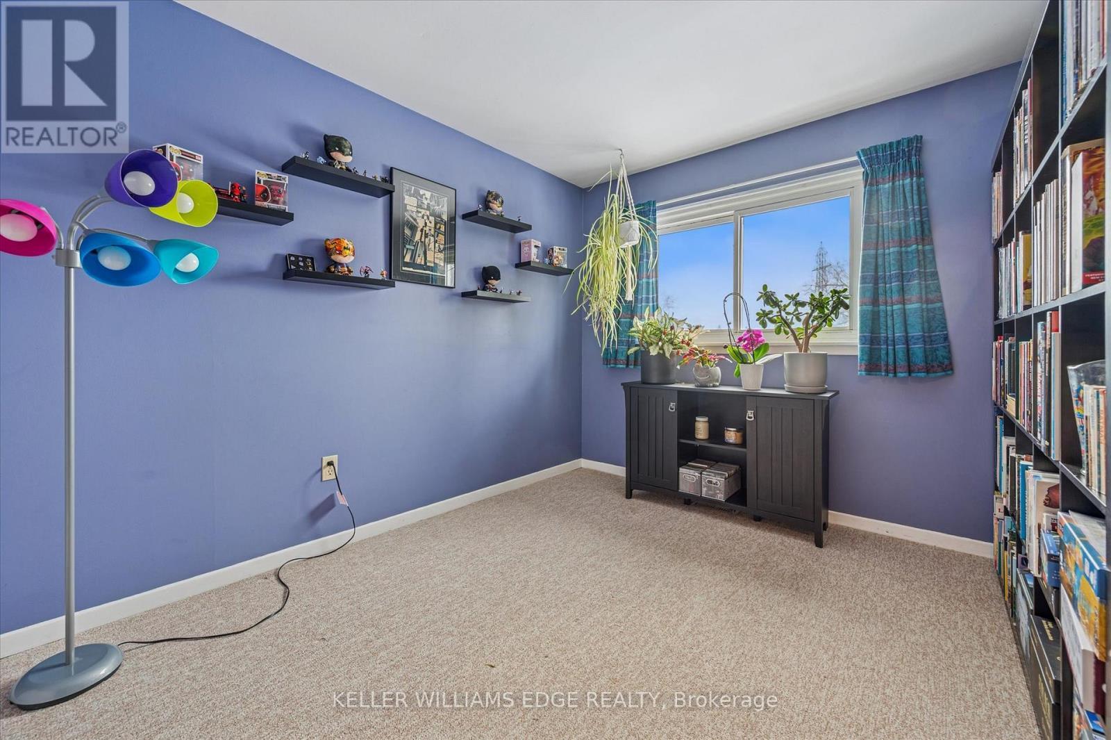 31 - 51 Paulander Drive, Kitchener, ON - Indoor