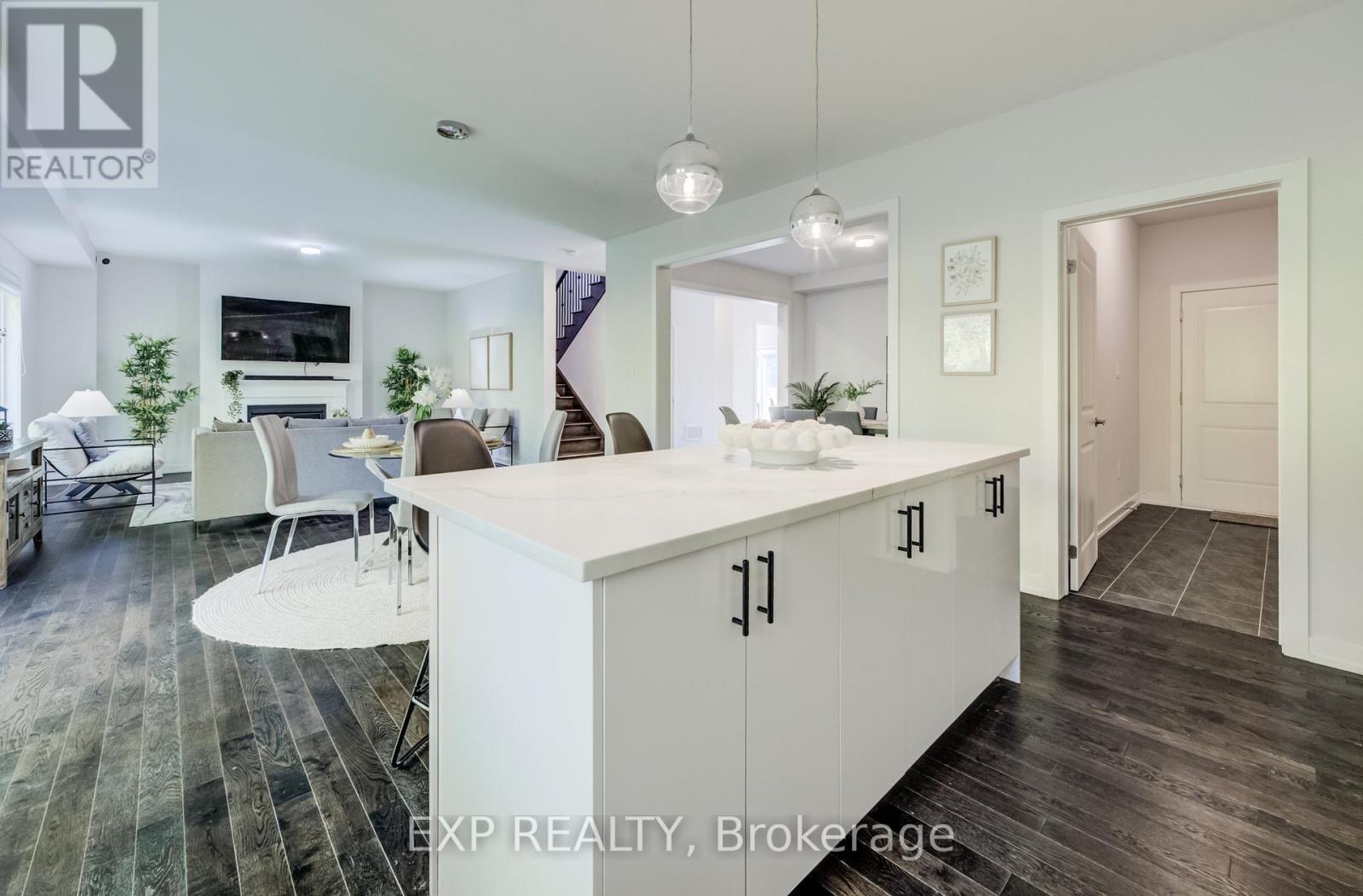 55 Tulip Crescent, Norfolk, ON - Indoor Photo Showing Other Room