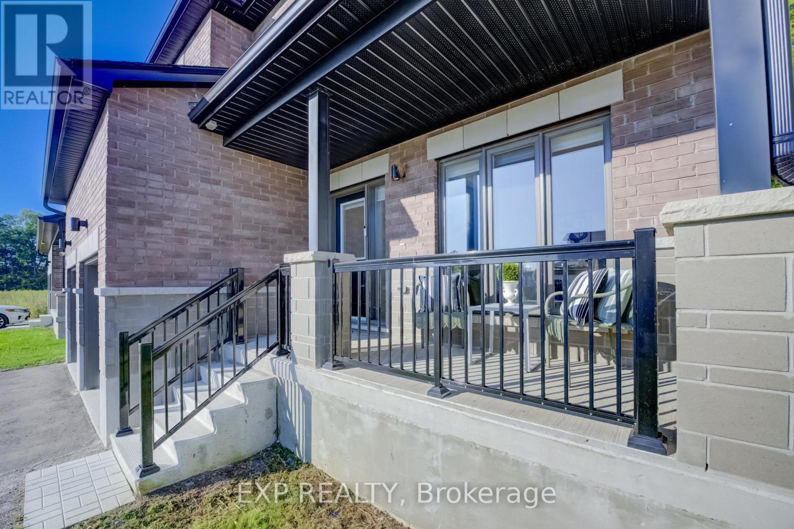 55 Tulip Crescent, Norfolk, ON - Outdoor With Exterior