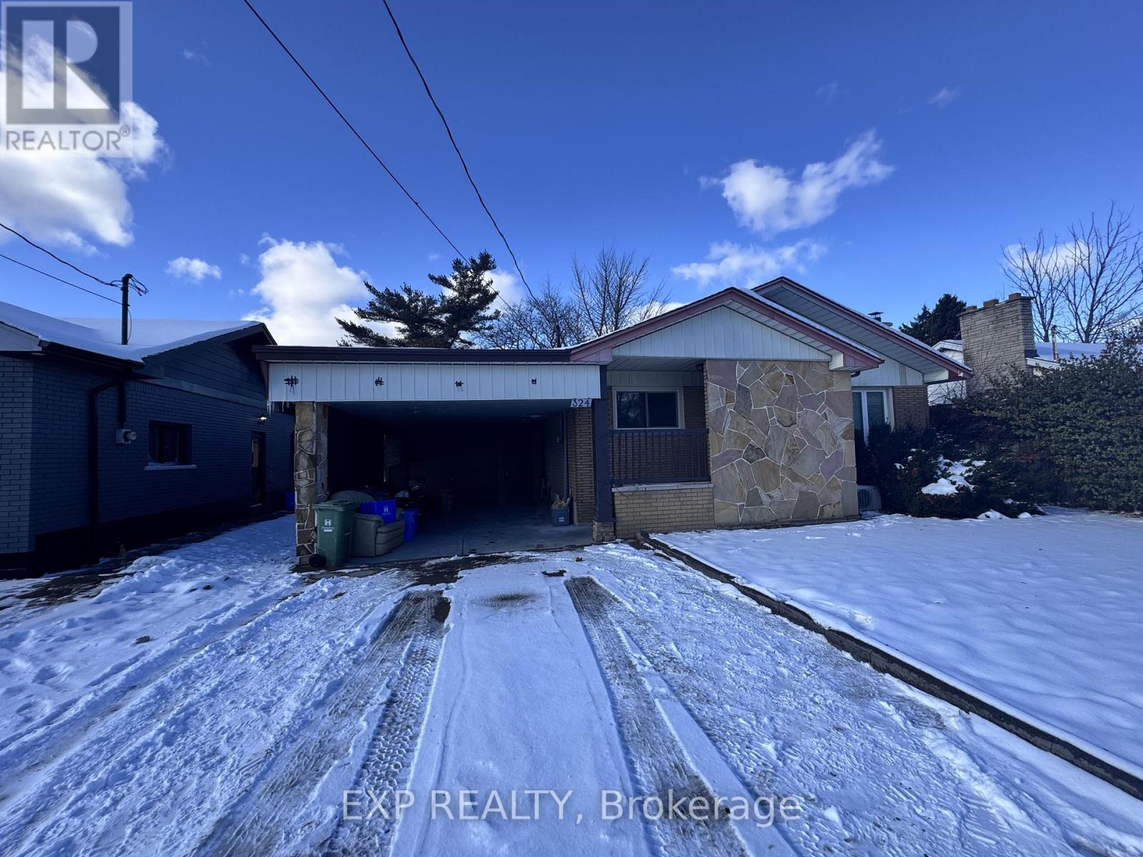 324 West 5Th Street, Hamilton, ON - Outdoor