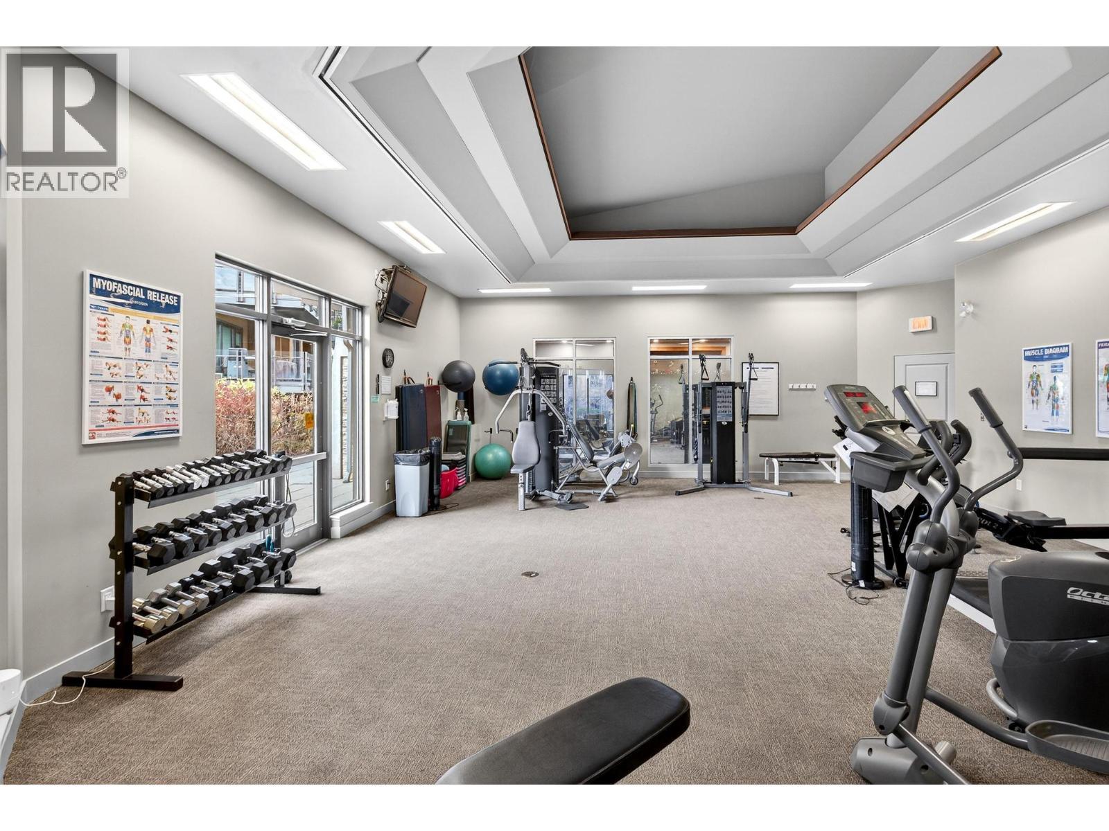 600 Sarsons Road Unit# 203, Kelowna, BC - Indoor Photo Showing Gym Room