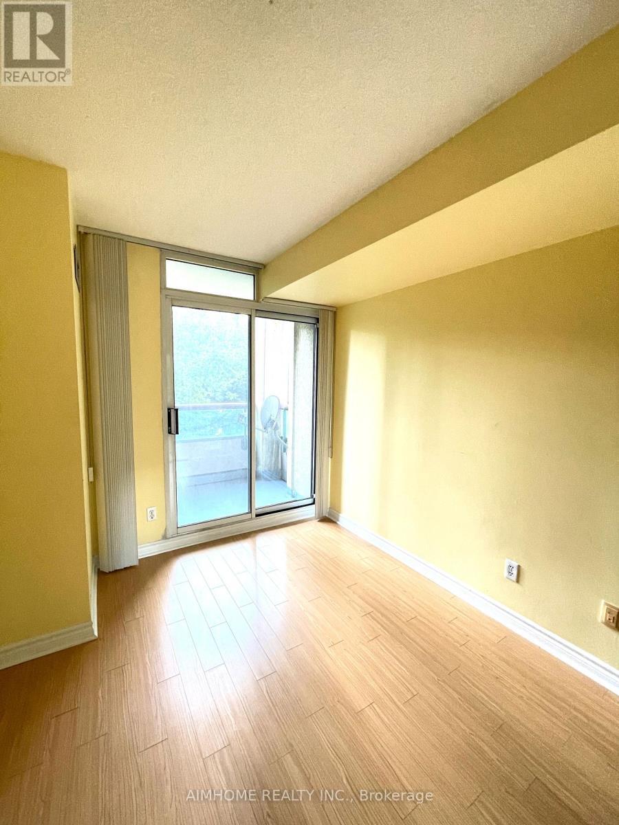 511 - 238 Doris Avenue, Toronto, ON - Indoor Photo Showing Other Room