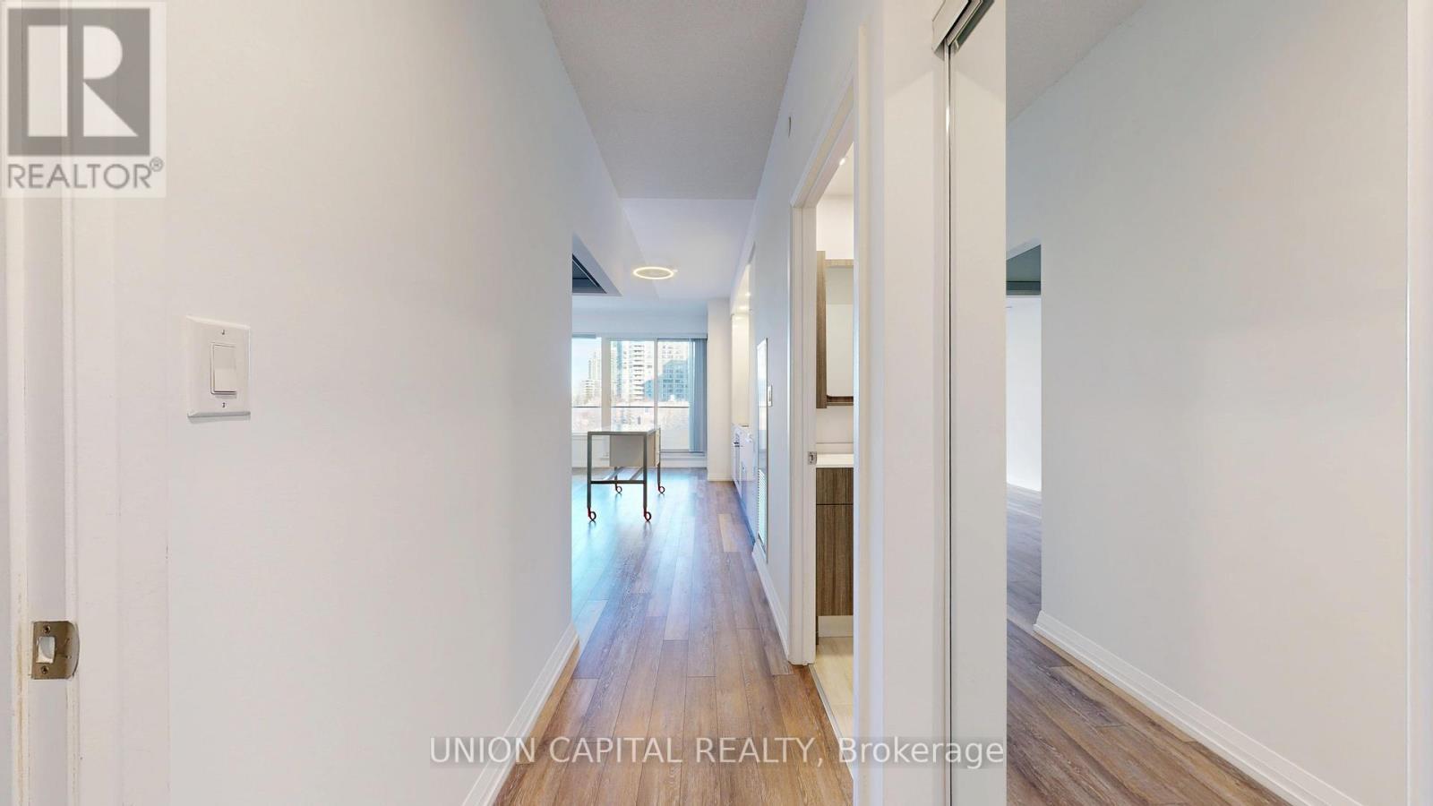 715 - 75 Canterbury Place, Toronto, ON - Indoor Photo Showing Other Room