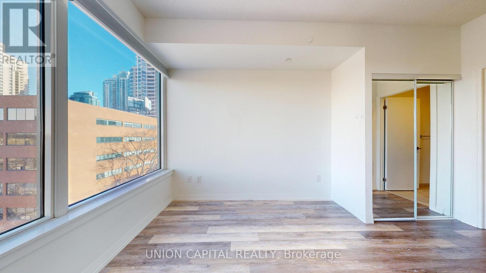 715 - 75 Canterbury Place, Toronto, ON - Indoor Photo Showing Other Room