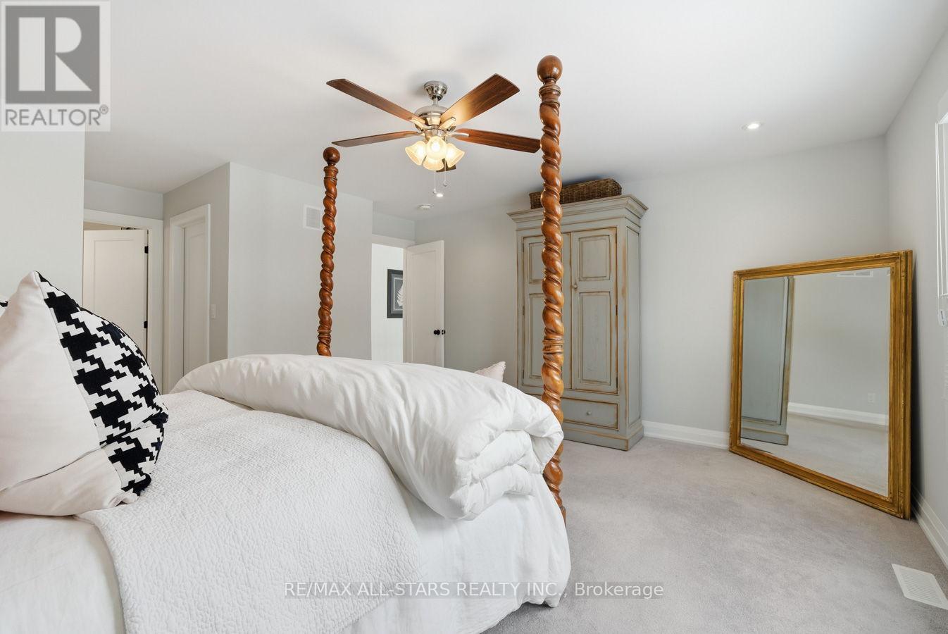 579 Victoria Street, Scugog (Port Perry), ON - Indoor Photo Showing Bedroom