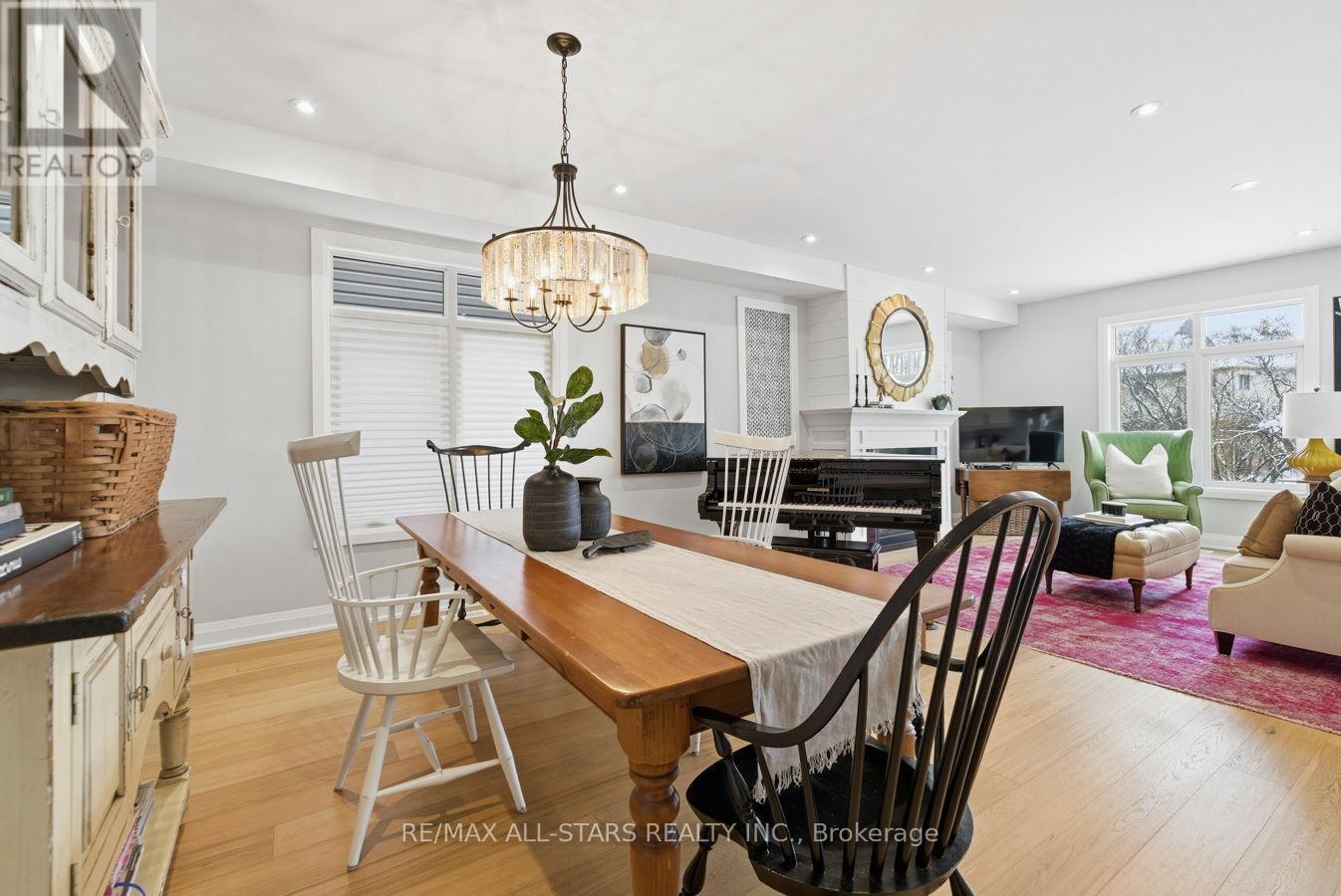 579 Victoria Street, Scugog (Port Perry), ON - Indoor Photo Showing Dining Room