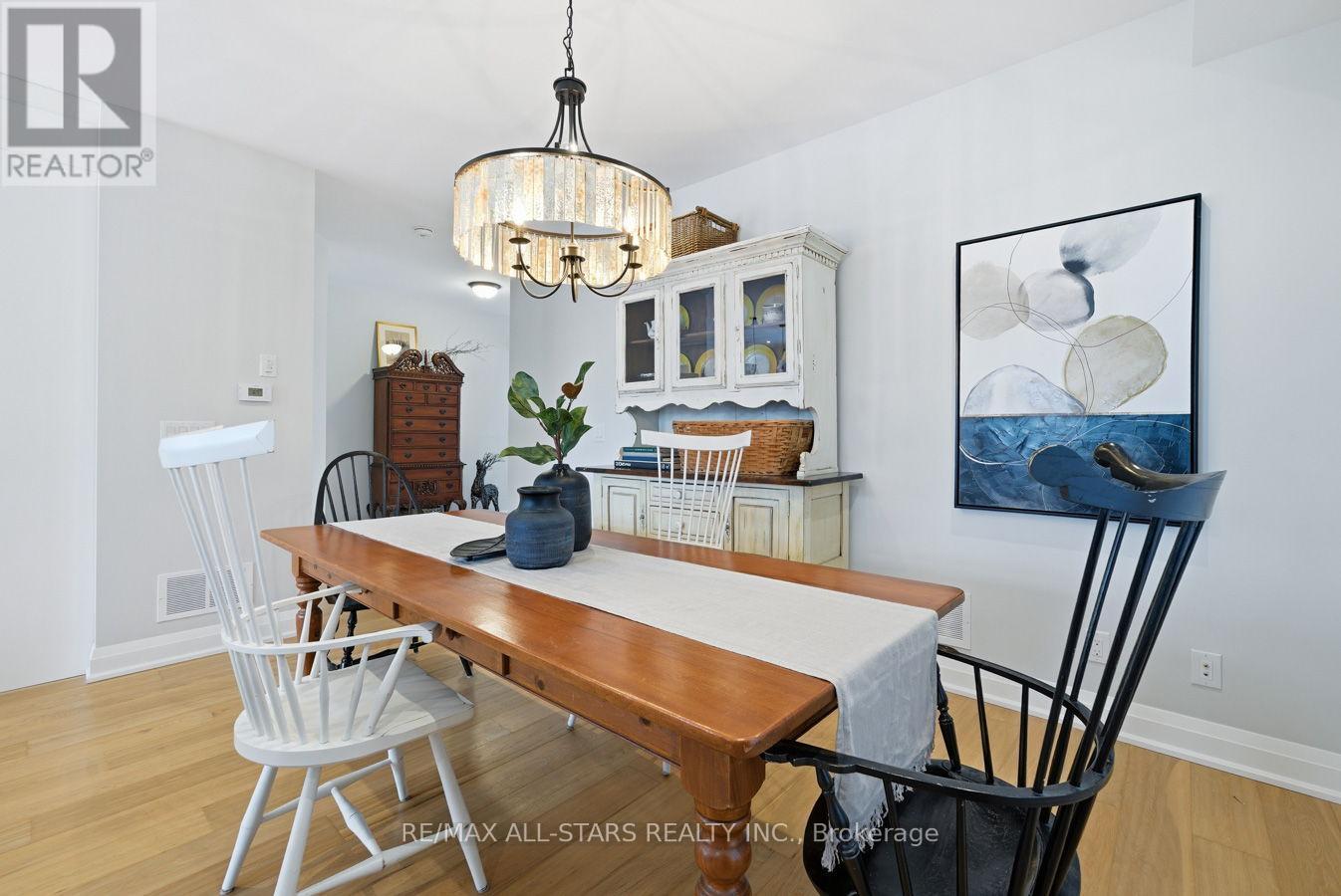 579 Victoria Street, Scugog (Port Perry), ON - Indoor Photo Showing Dining Room