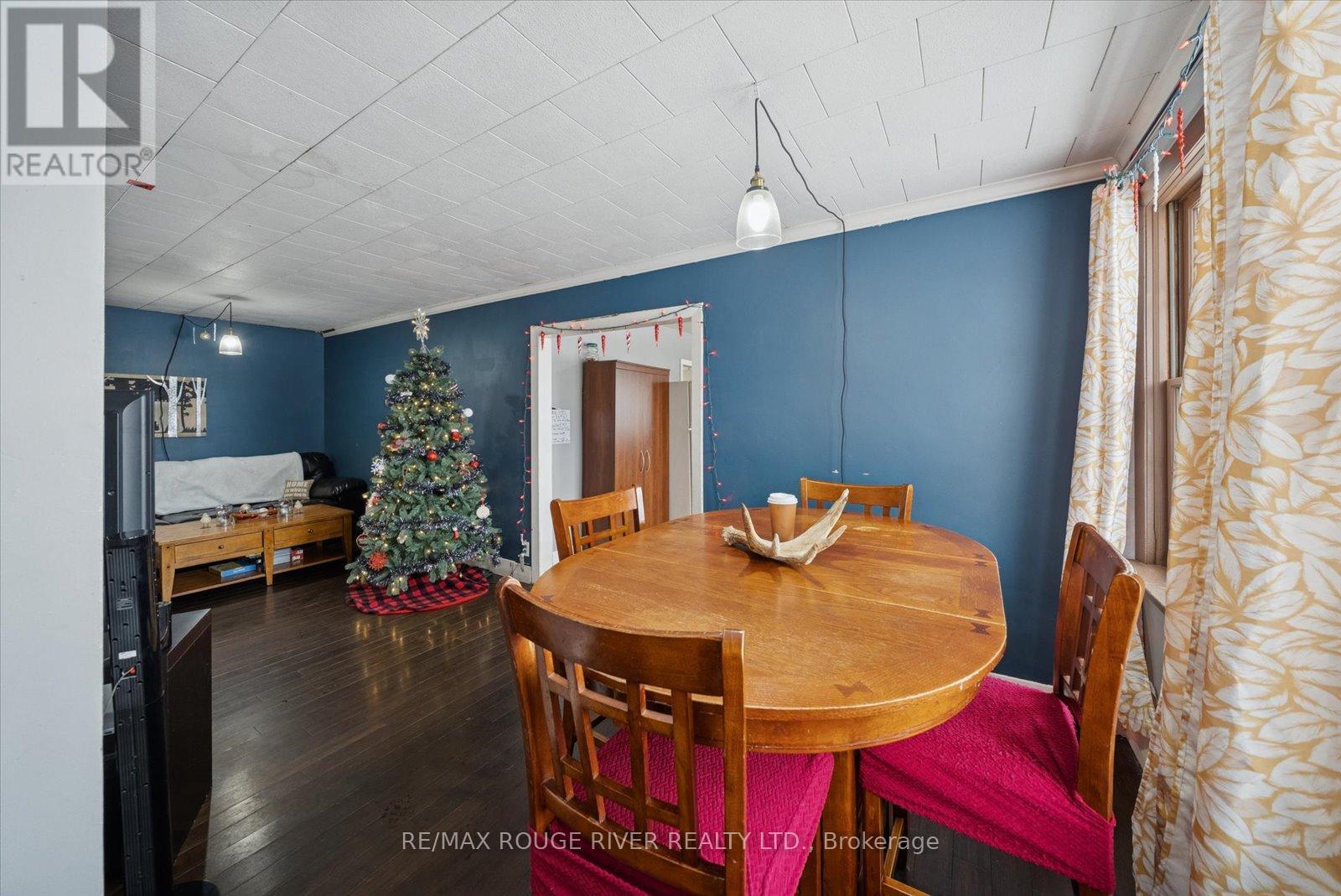10 Crowe Valley Court, Marmora And Lake (Marmora Ward), ON - Indoor Photo Showing Dining Room
