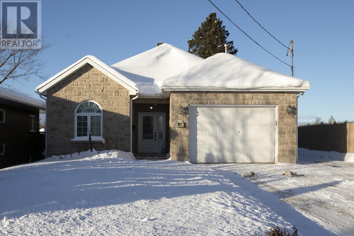 481 Lake St, Sault Ste. Marie, ON - Outdoor