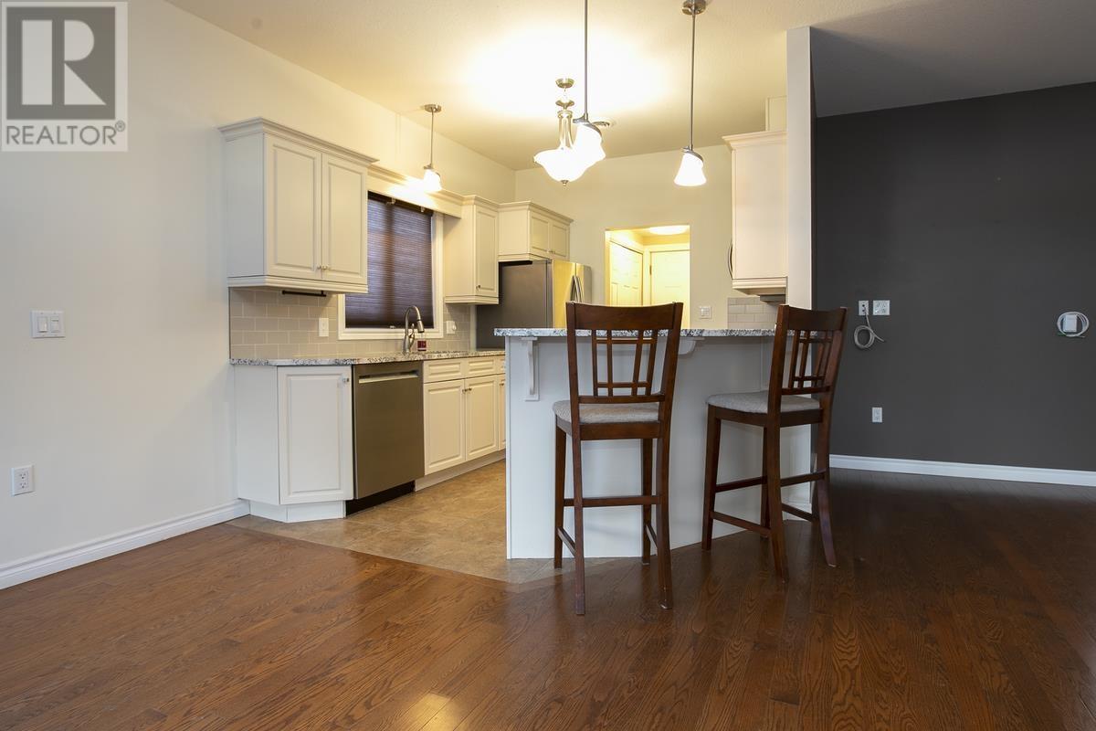 481 Lake St, Sault Ste. Marie, ON - Indoor Photo Showing Kitchen