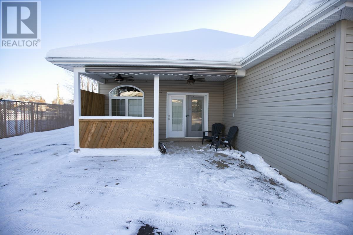 481 Lake St, Sault Ste. Marie, ON - Outdoor With Deck Patio Veranda With Exterior