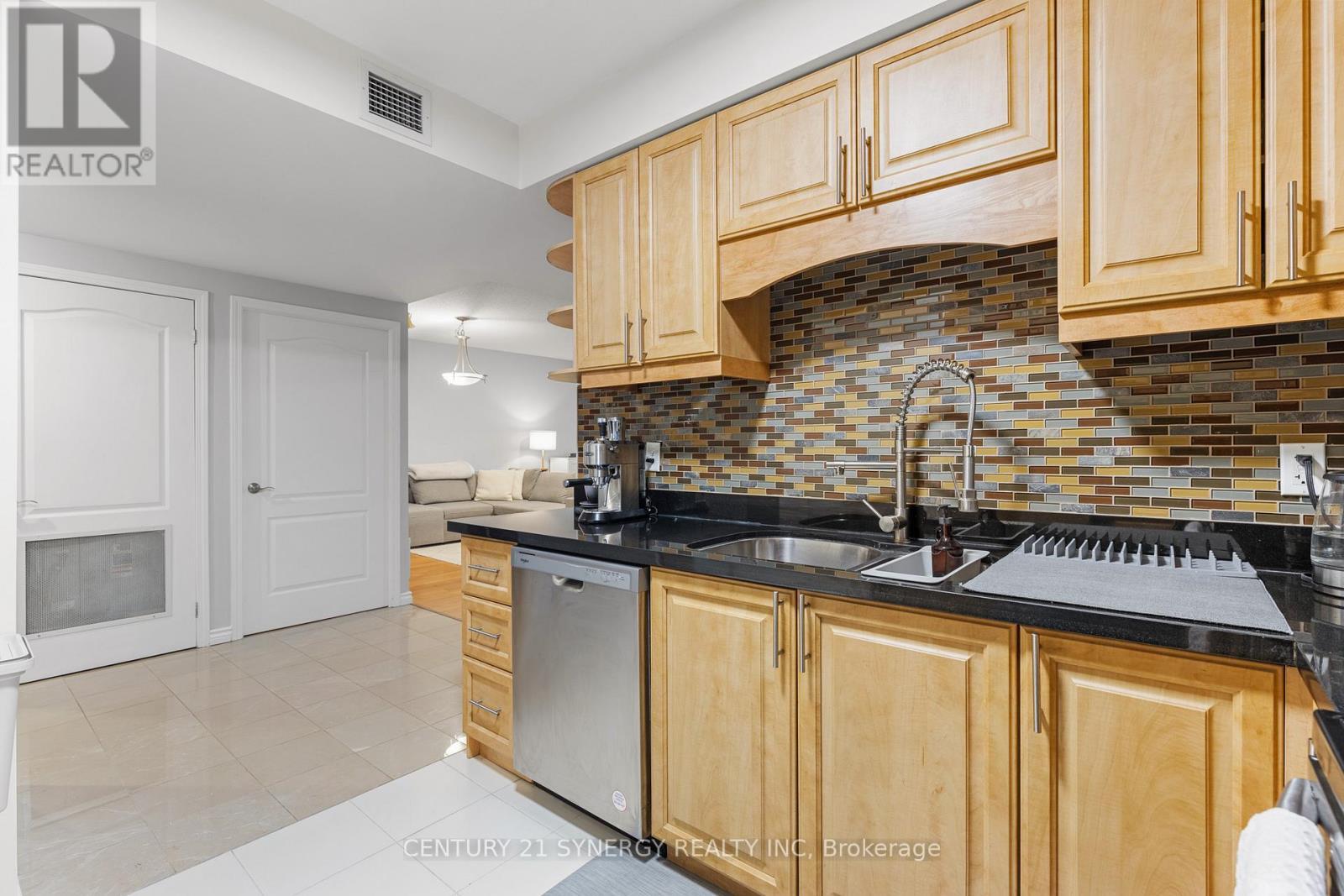 306 - 263 Wellington Street W, Toronto (Waterfront Communities), ON - Indoor Photo Showing Kitchen With Double Sink
