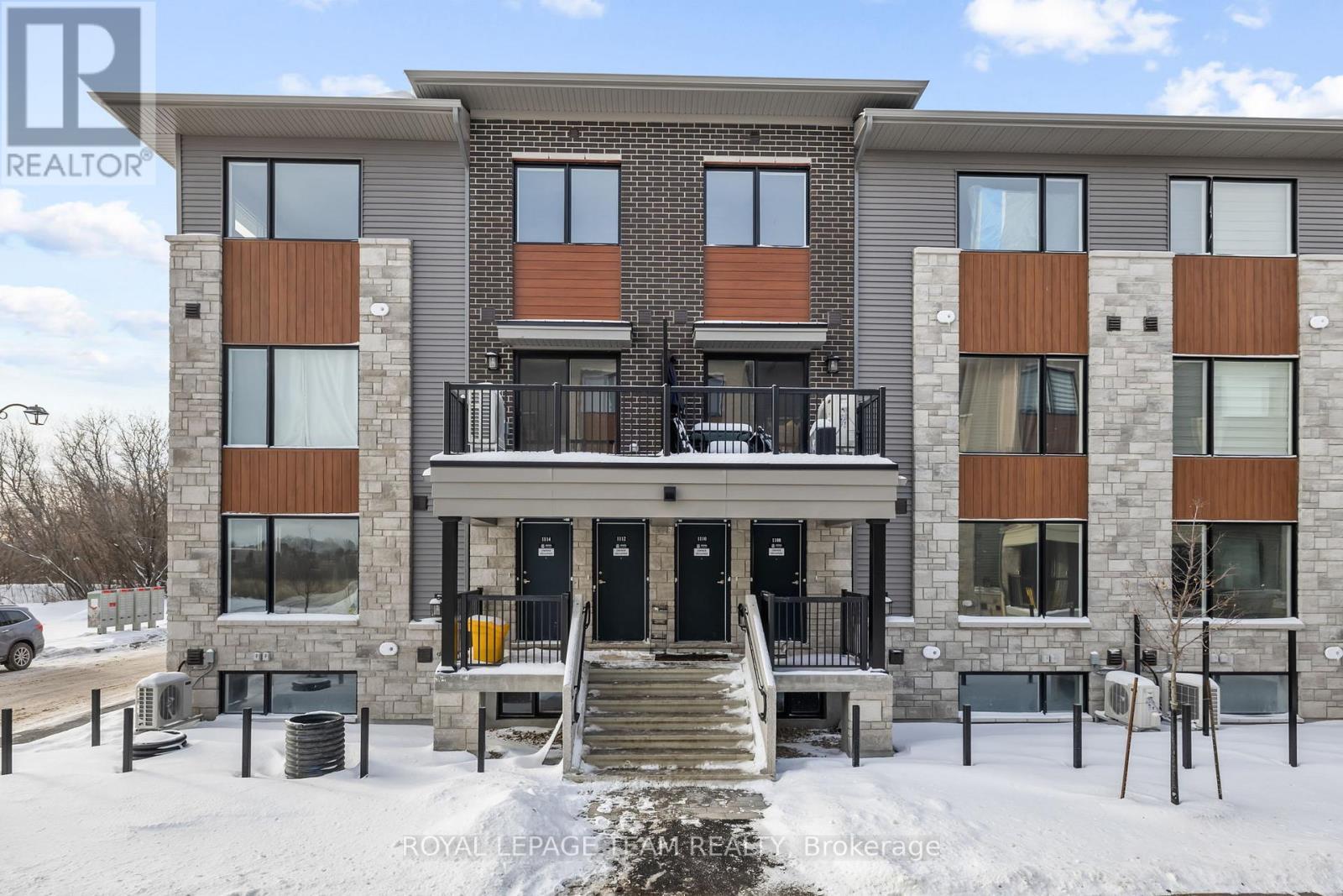 1108 Creekway Private, Ottawa, ON - Outdoor With Facade
