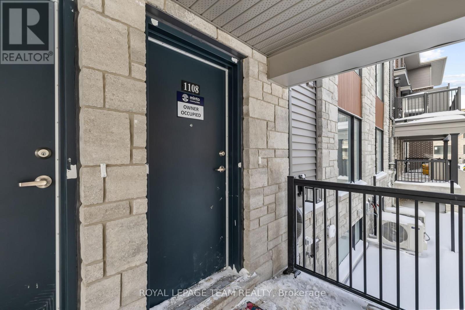 1108 Creekway Private, Ottawa, ON - Outdoor With Exterior