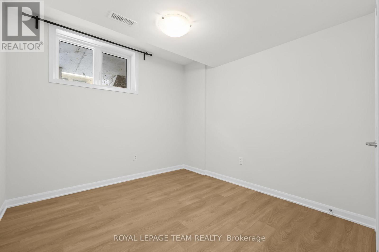 1108 Creekway Private, Ottawa, ON - Indoor Photo Showing Other Room