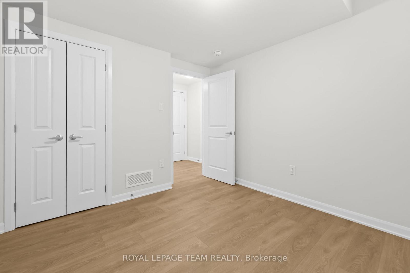 1108 Creekway Private, Ottawa, ON - Indoor Photo Showing Other Room