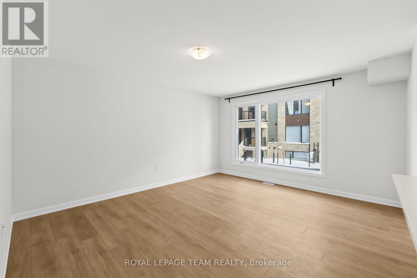 1108 Creekway Private, Ottawa, ON - Indoor Photo Showing Other Room