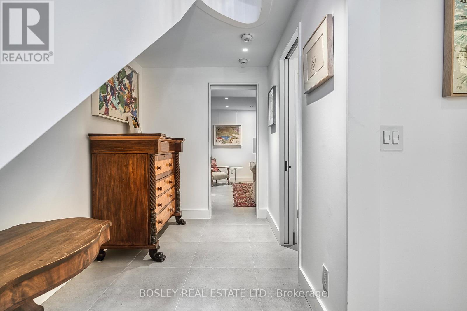 34 Beaconsfield Avenue, Toronto, ON - Indoor Photo Showing Other Room