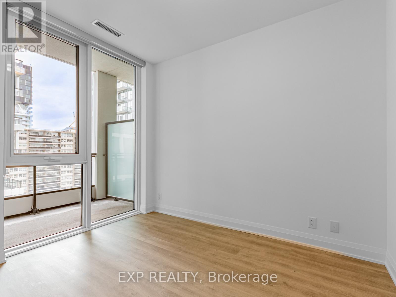 1402 - 65 Broadway Avenue, Toronto, ON - Indoor Photo Showing Other Room