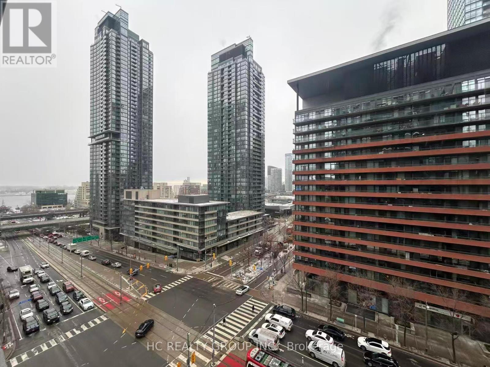 1023 - 3 Concord Cityplace Way, Toronto, ON - Outdoor With Balcony With Facade