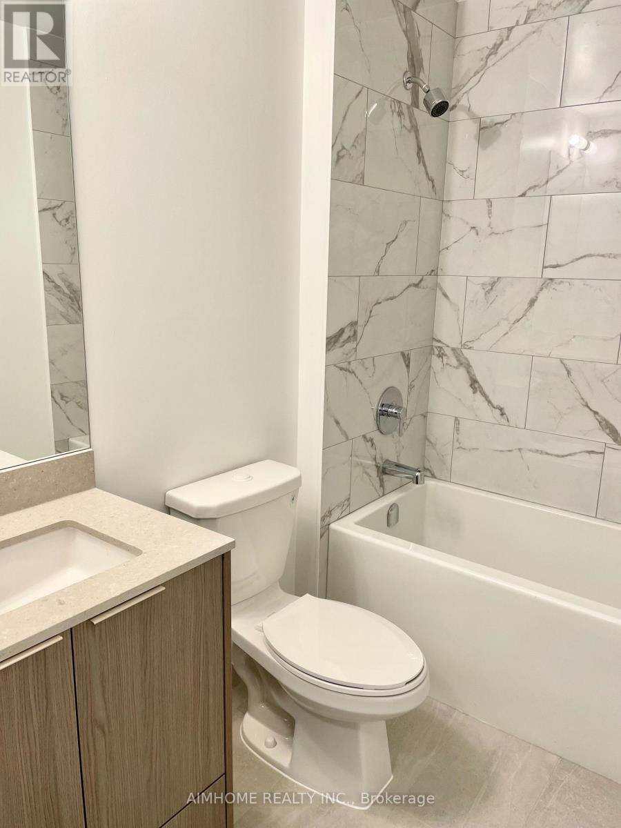 2901 - 32 Forest Manor Road, Toronto, ON - Indoor Photo Showing Bathroom