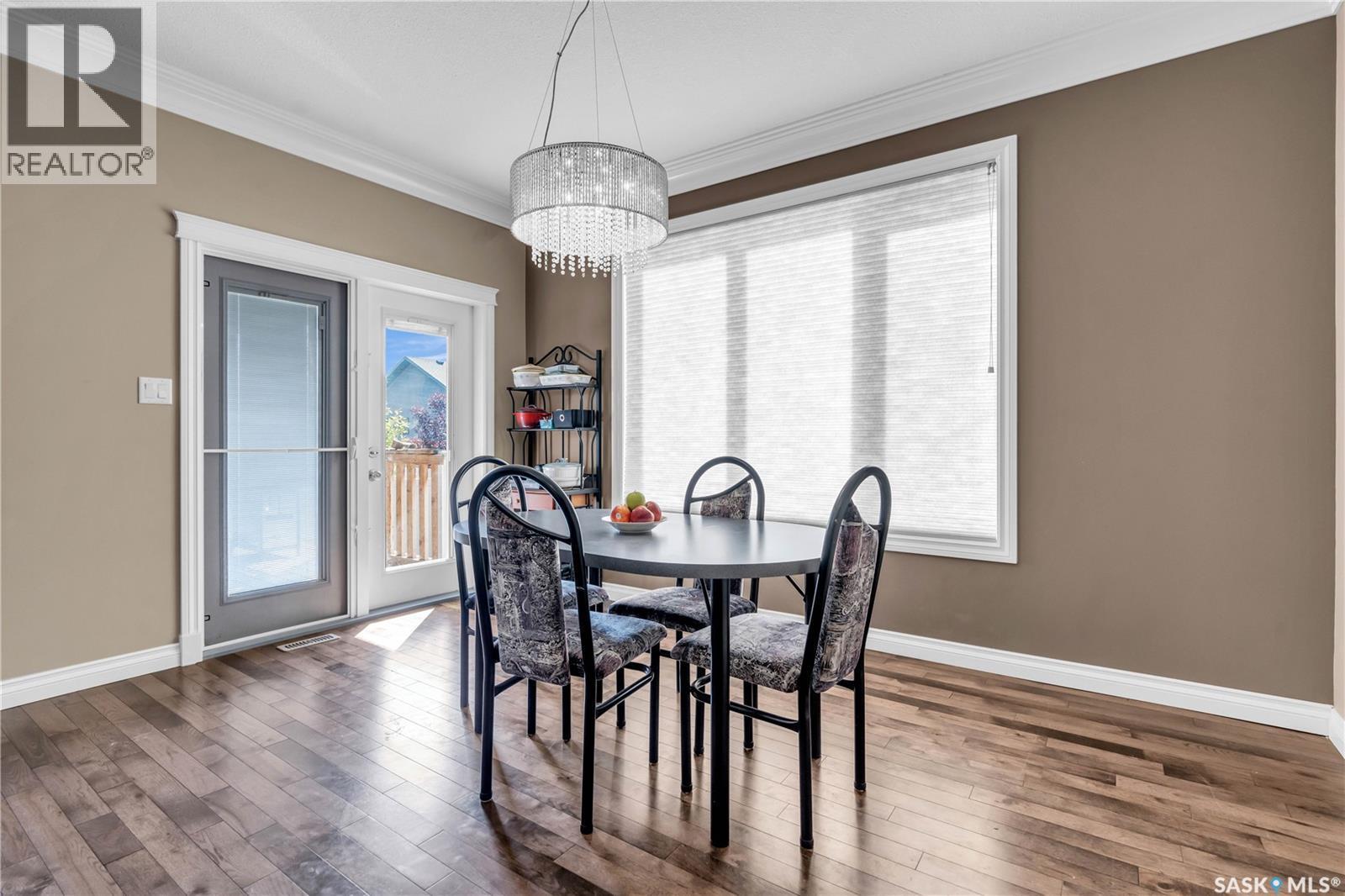 3969 Sandhill Crescent, Regina, SK - Indoor Photo Showing Dining Room