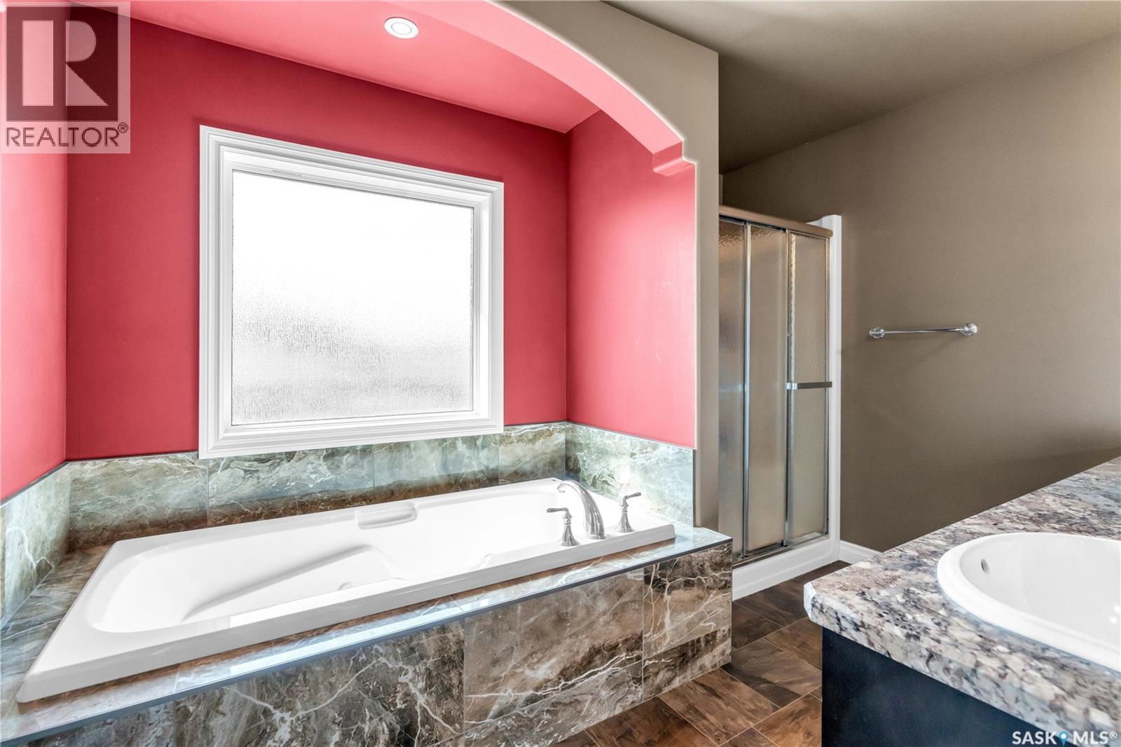 3969 Sandhill Crescent, Regina, SK - Indoor Photo Showing Bathroom