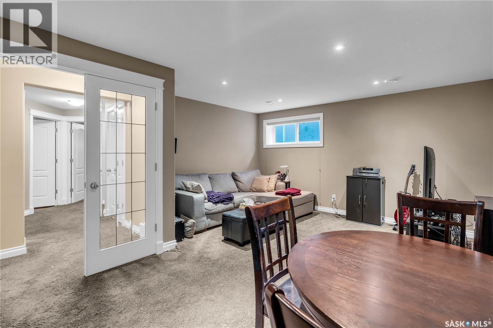 3969 Sandhill Crescent, Regina, SK - Indoor
