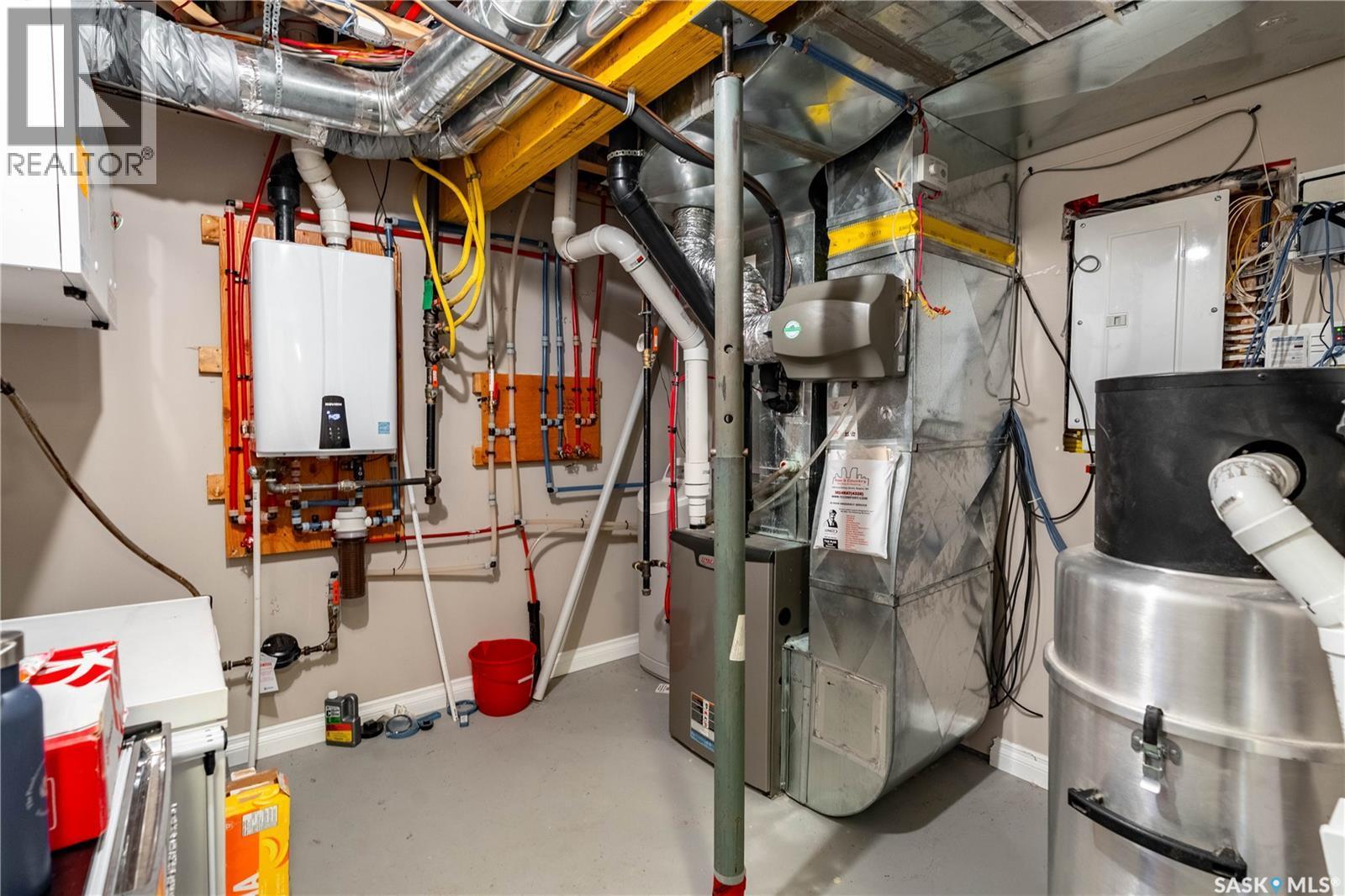 3969 Sandhill Crescent, Regina, SK - Indoor Photo Showing Basement