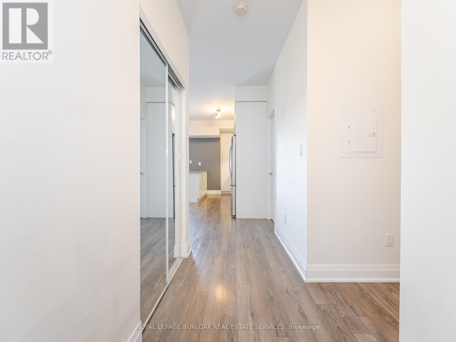 418 - 128 Garden Drive, Oakville, ON - Indoor Photo Showing Other Room