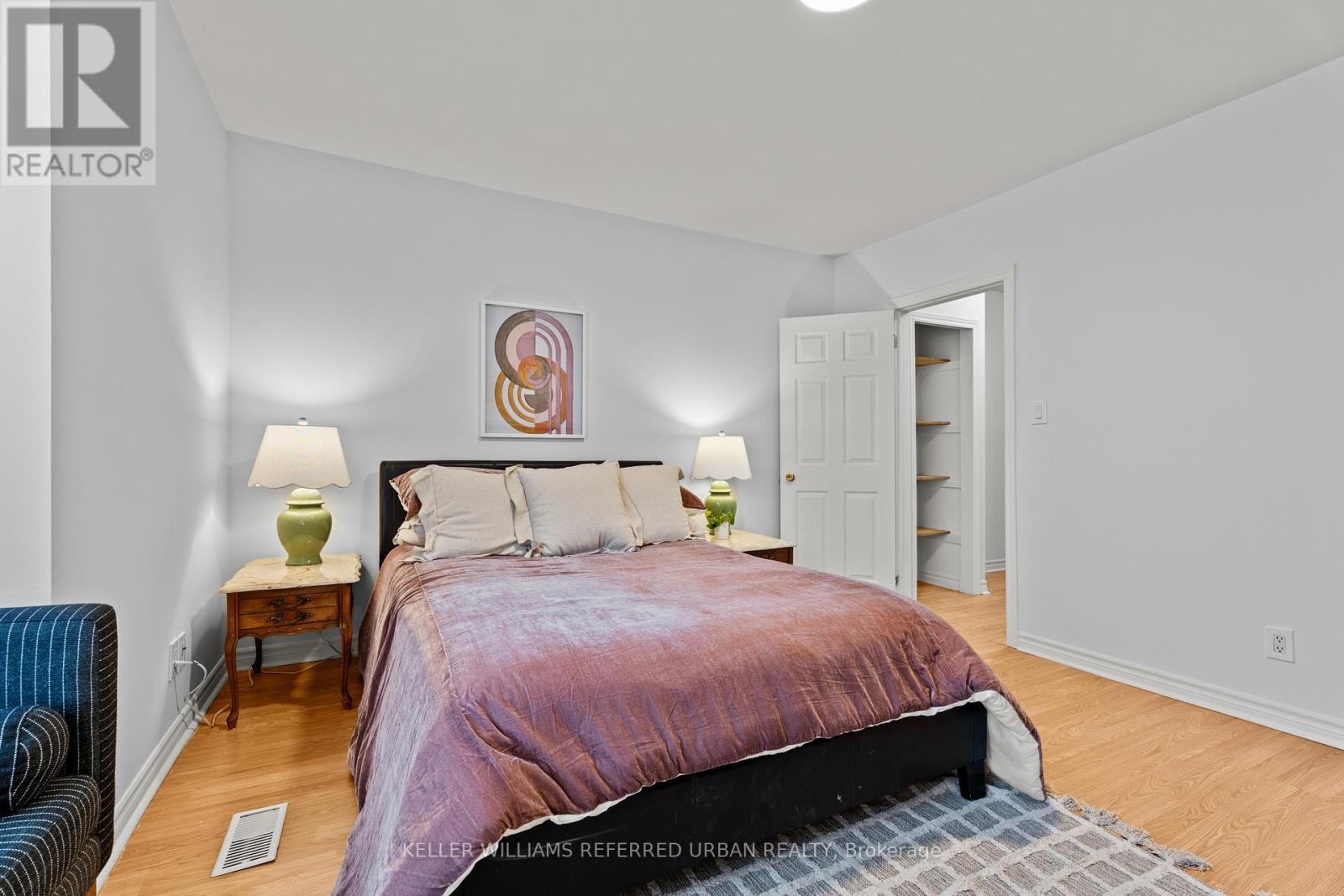 166 Essex Street, Toronto, ON - Indoor Photo Showing Bedroom