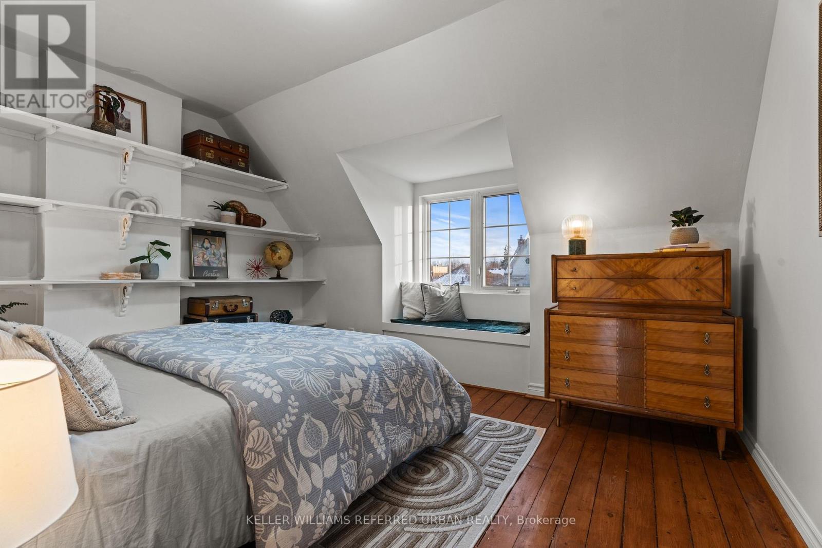 166 Essex Street, Toronto, ON - Indoor Photo Showing Bedroom