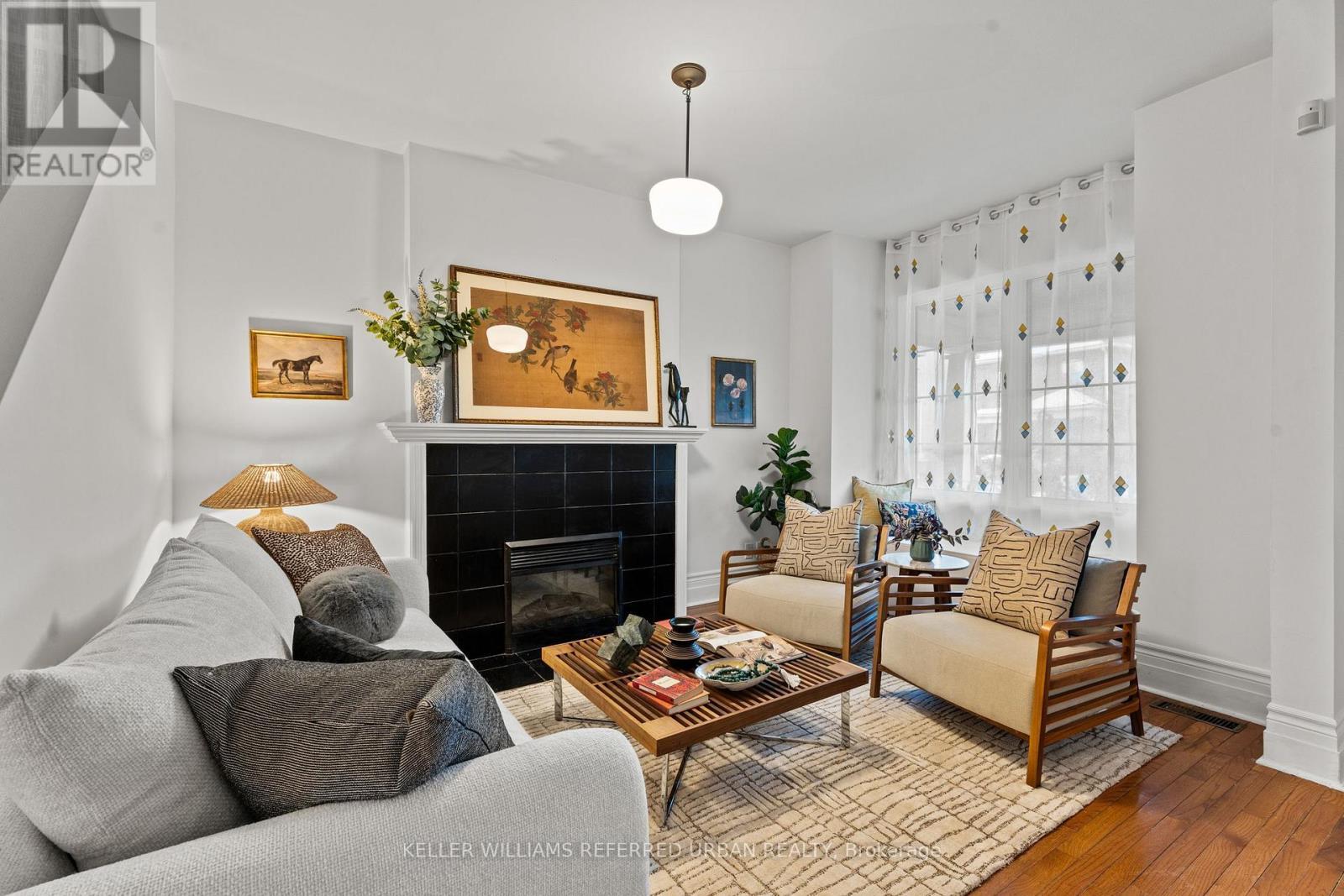 166 Essex Street, Toronto, ON - Indoor Photo Showing Living Room With Fireplace