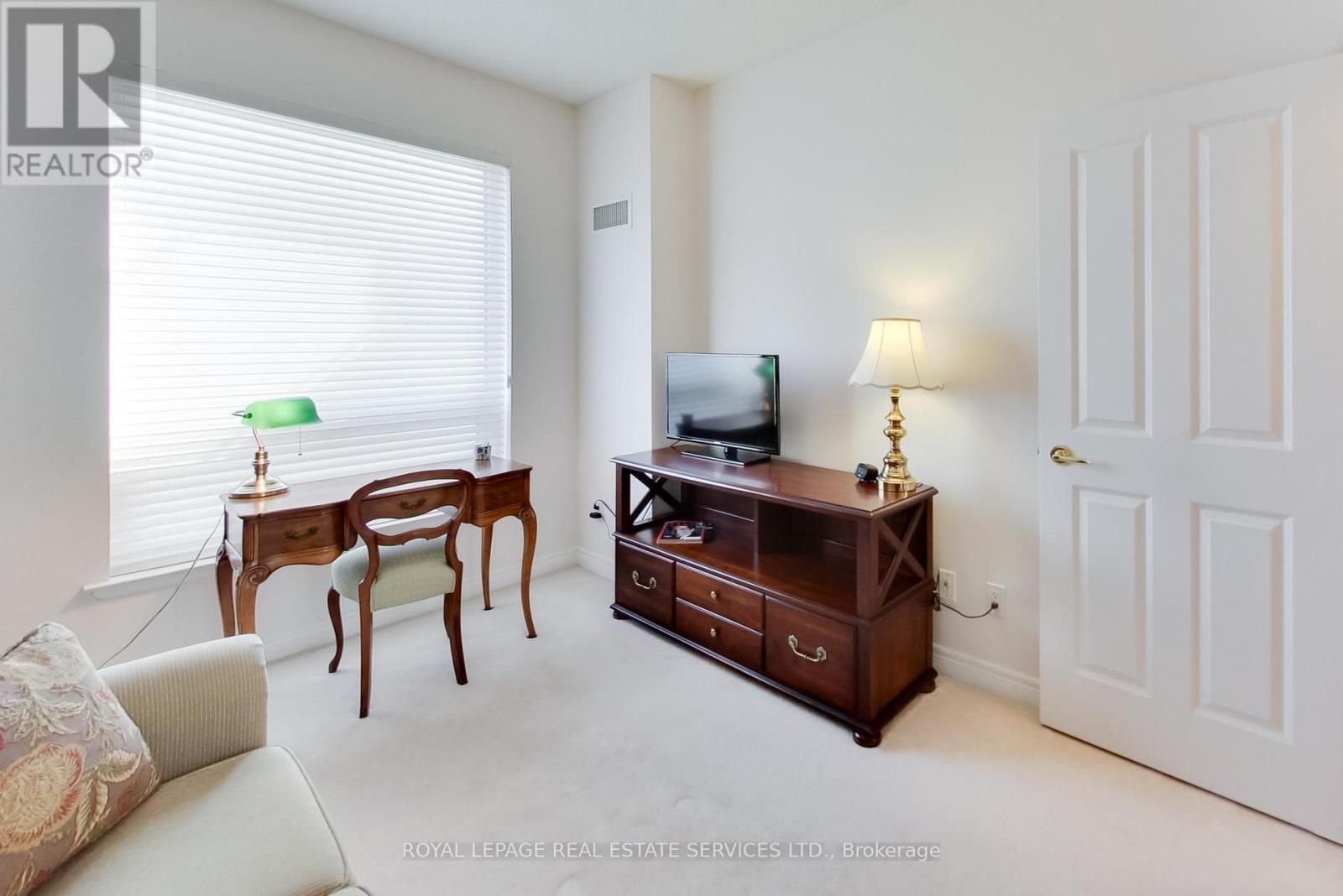 706 - 350 Mill Road, Toronto, ON - Indoor