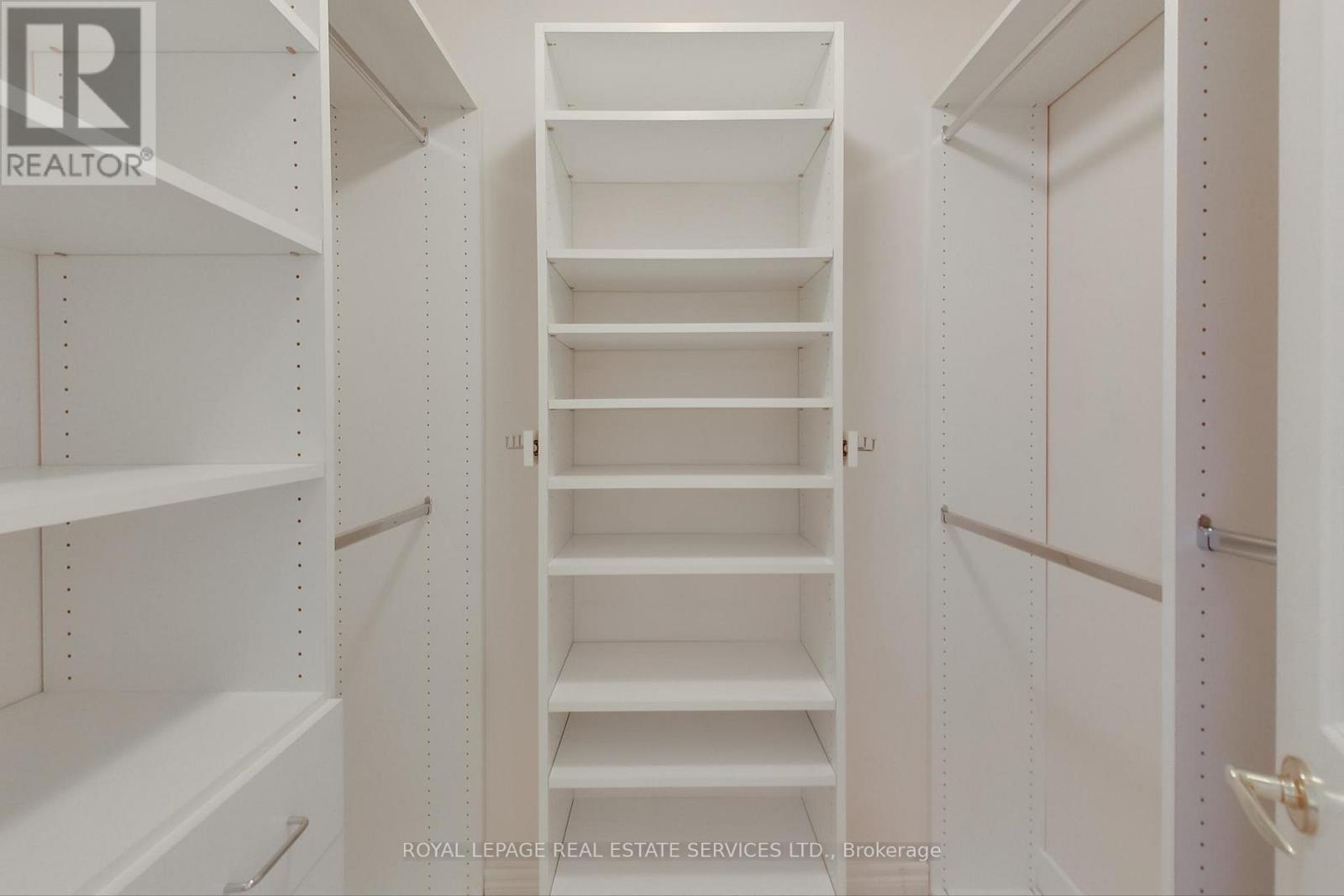 706 - 350 Mill Road, Toronto, ON - Indoor With Storage