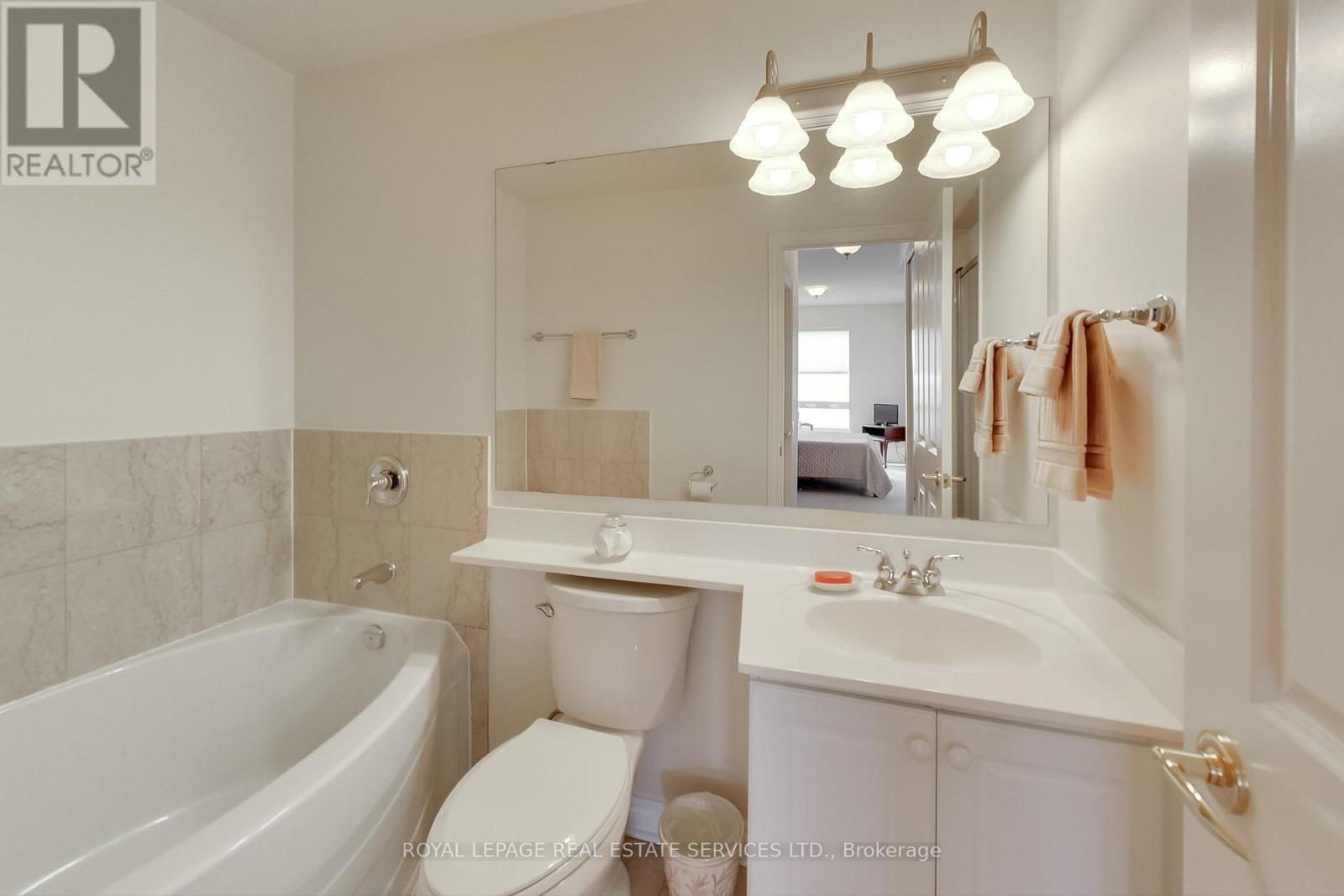 706 - 350 Mill Road, Toronto, ON - Indoor Photo Showing Bathroom