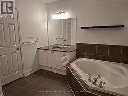 Ensuite Bathroom 3rd floor - 4-pieces -