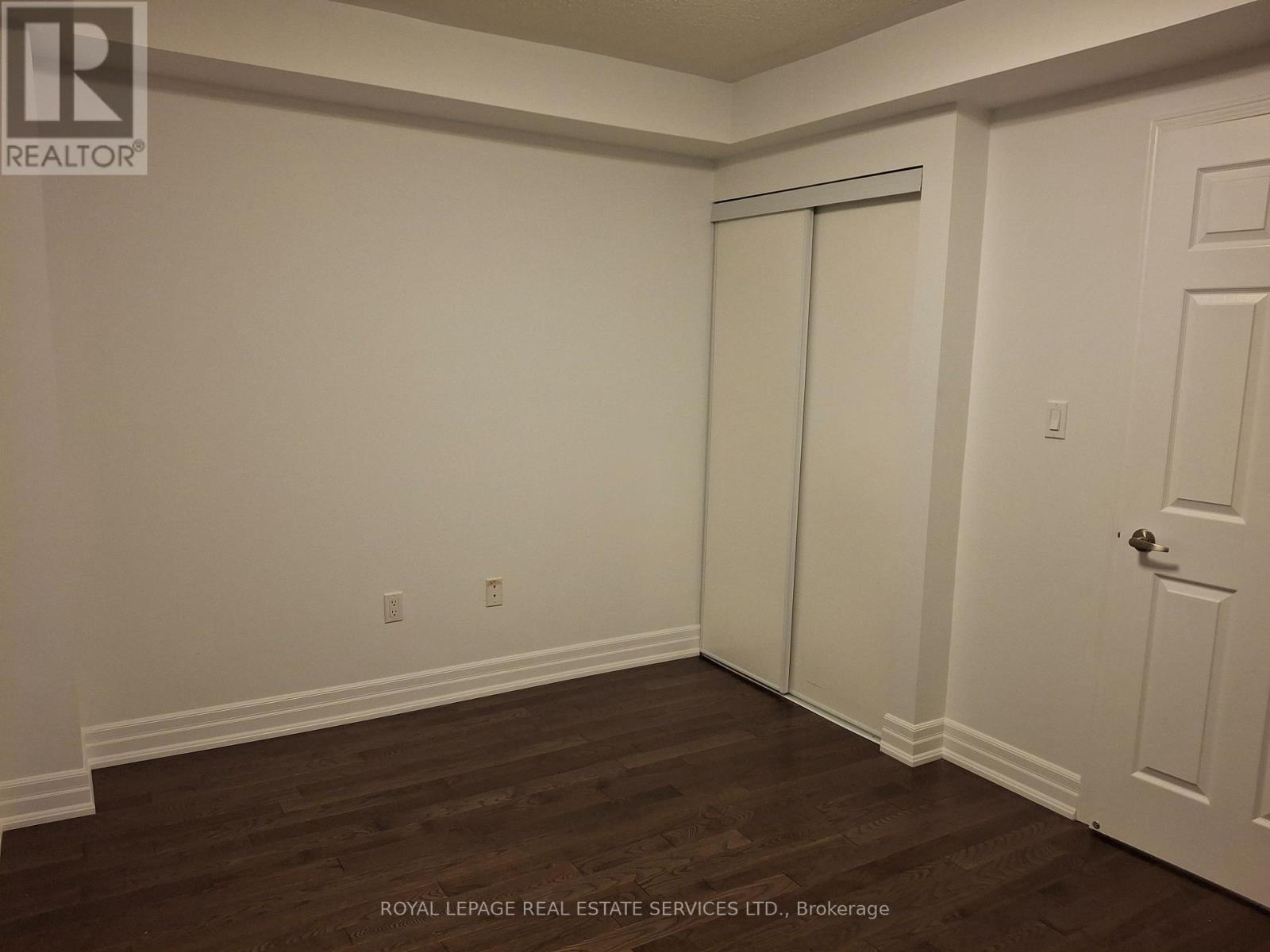 Bedroom #2 - 15 - 8 Windermere Avenue, Toronto, ON - Indoor Photo Showing Other Room