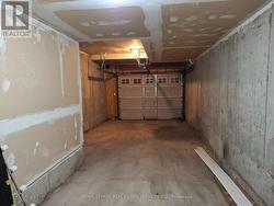 Garage - 2 parking spots -