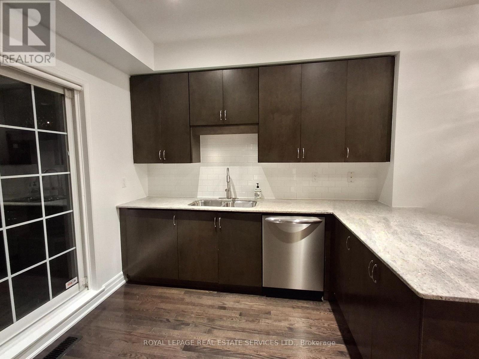 Kitchen - 15 - 8 Windermere Avenue, Toronto, ON - Indoor Photo Showing Kitchen With Double Sink