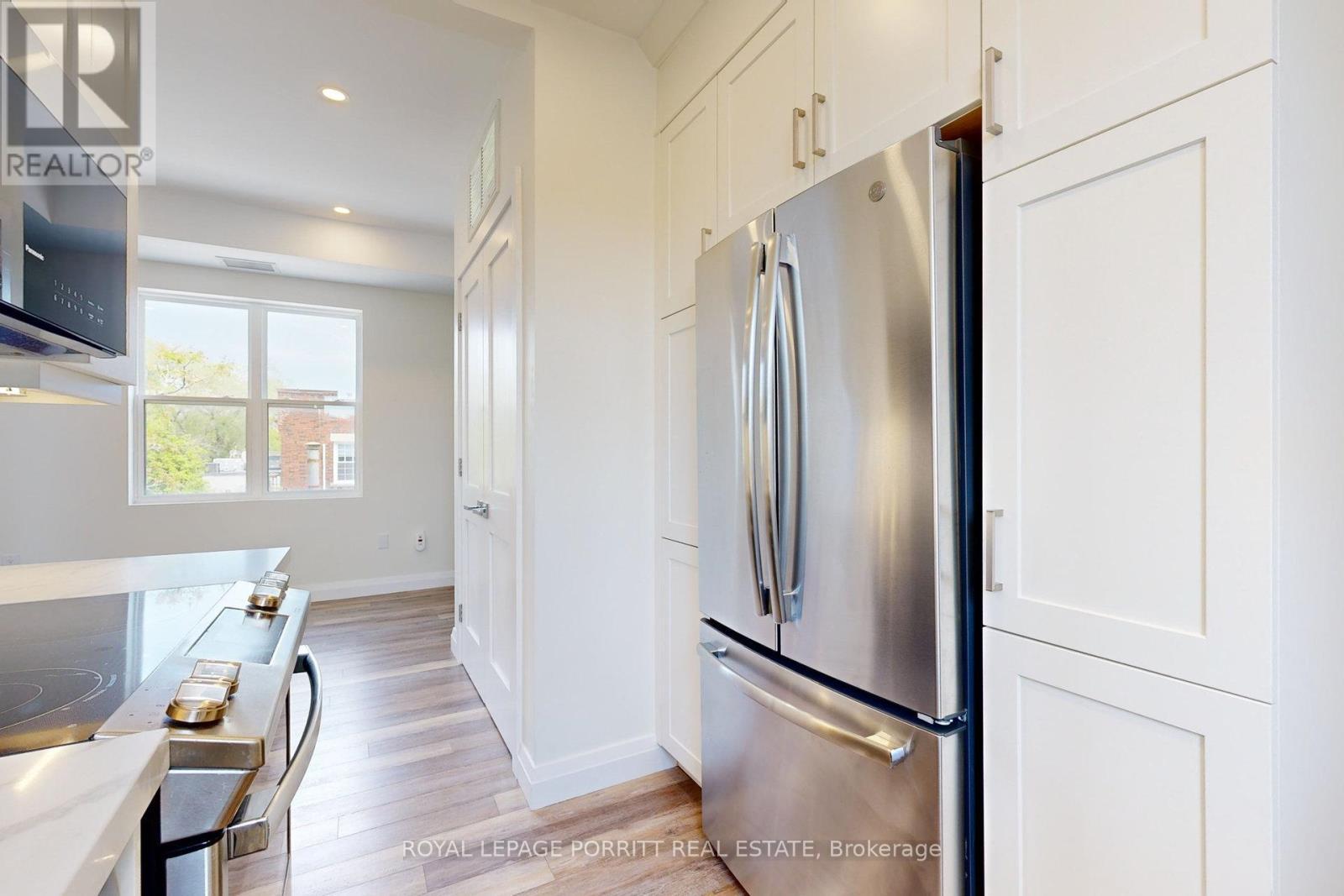 #5 - 254 Armadale Avenue, Toronto, ON - Indoor Photo Showing Other Room