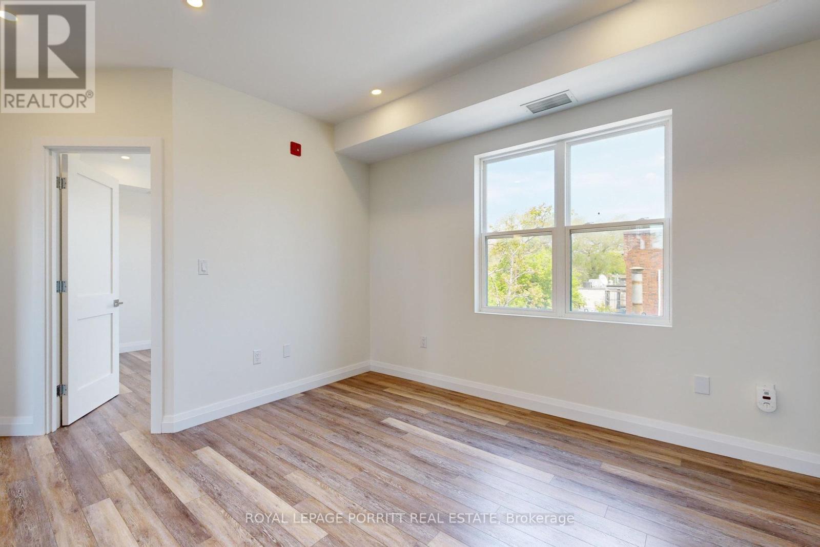 #5 - 254 Armadale Avenue, Toronto, ON - Indoor Photo Showing Other Room