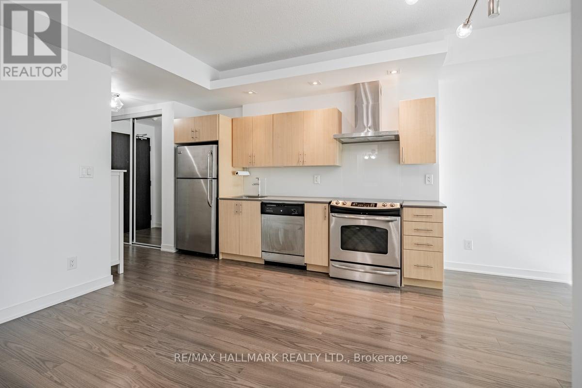 1034 - 165 Legion Road N, Toronto, ON - Indoor Photo Showing Kitchen With Stainless Steel Kitchen