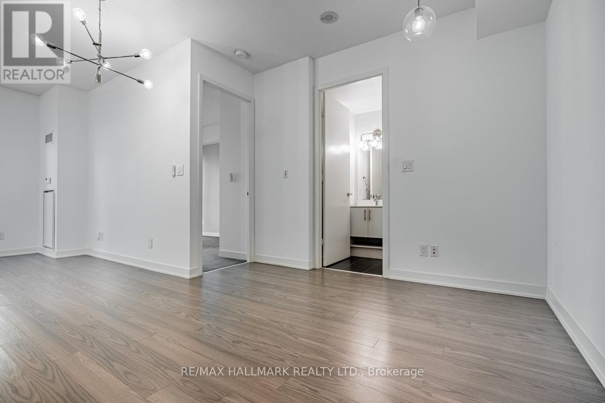 1034 - 165 Legion Road N, Toronto, ON - Indoor Photo Showing Other Room