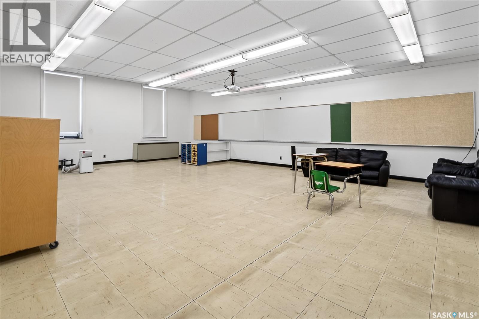 500 Coteau Street W, Moose Jaw, SK